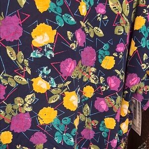 LuLaRoe Irma XL NWT multicolored top with floral pattern